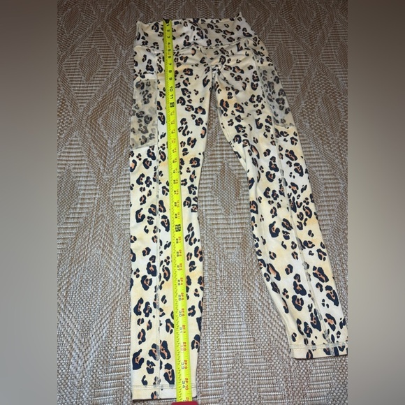 Fabletics,On-The-Go PowerHold® High-Waisted Desert Leopard Legging,Size S - Picture 6 of 11